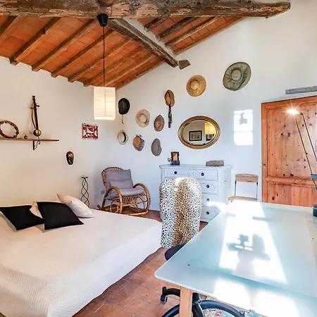 Tuscan Panoramic Hills Terrace - Happy *
